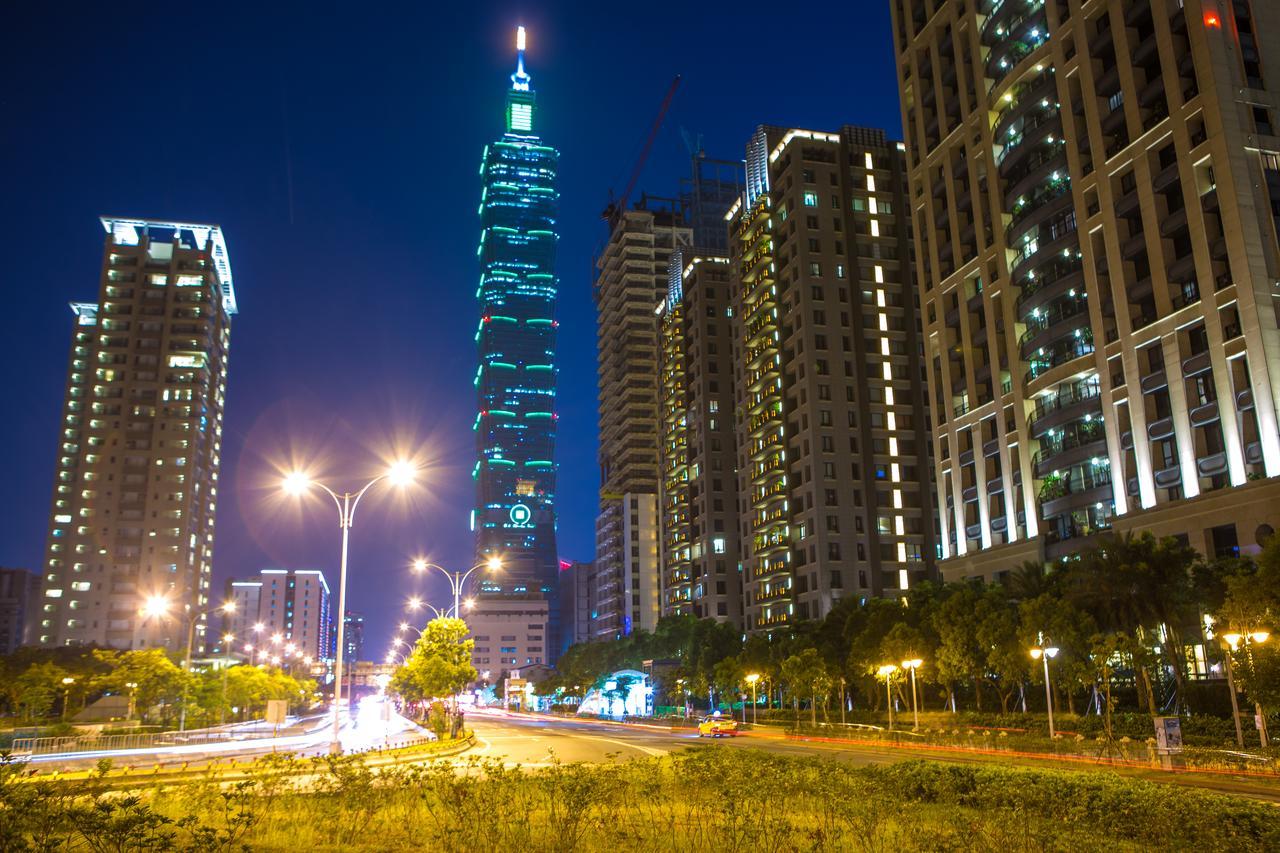 Khách sạn Place‧x 3*